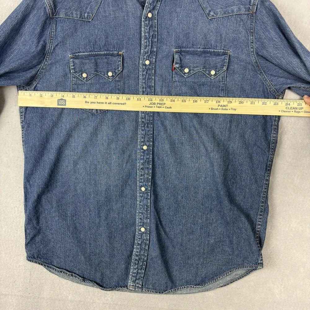 Levis excellent no